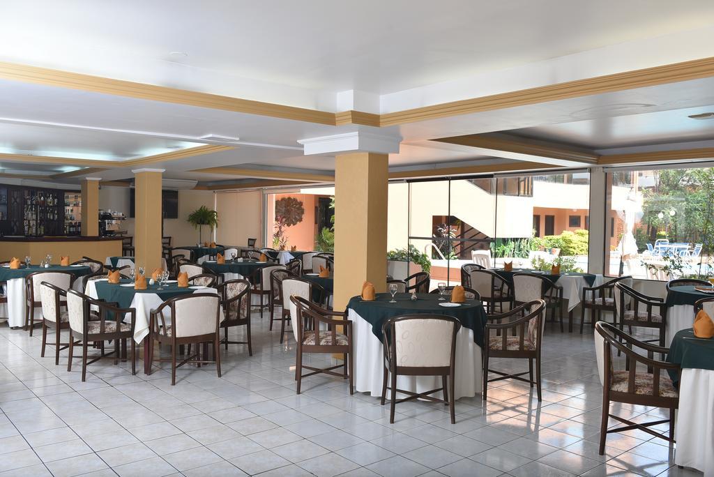 House Inn Apart Hotel Santa Cruz de La Sierra Dış mekan fotoğraf